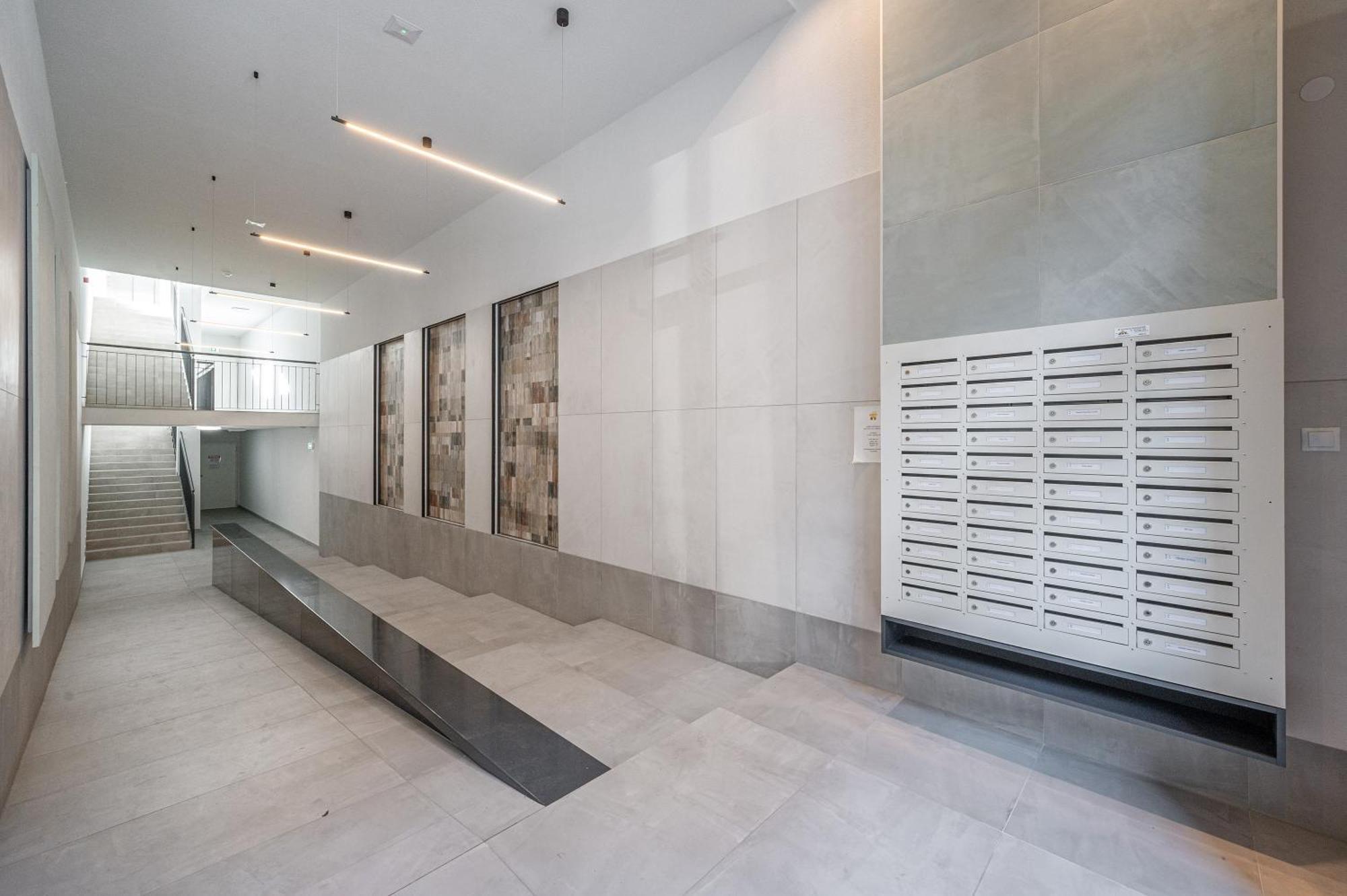 Condo With Balcony @ Downtown Budapest Luaran gambar
