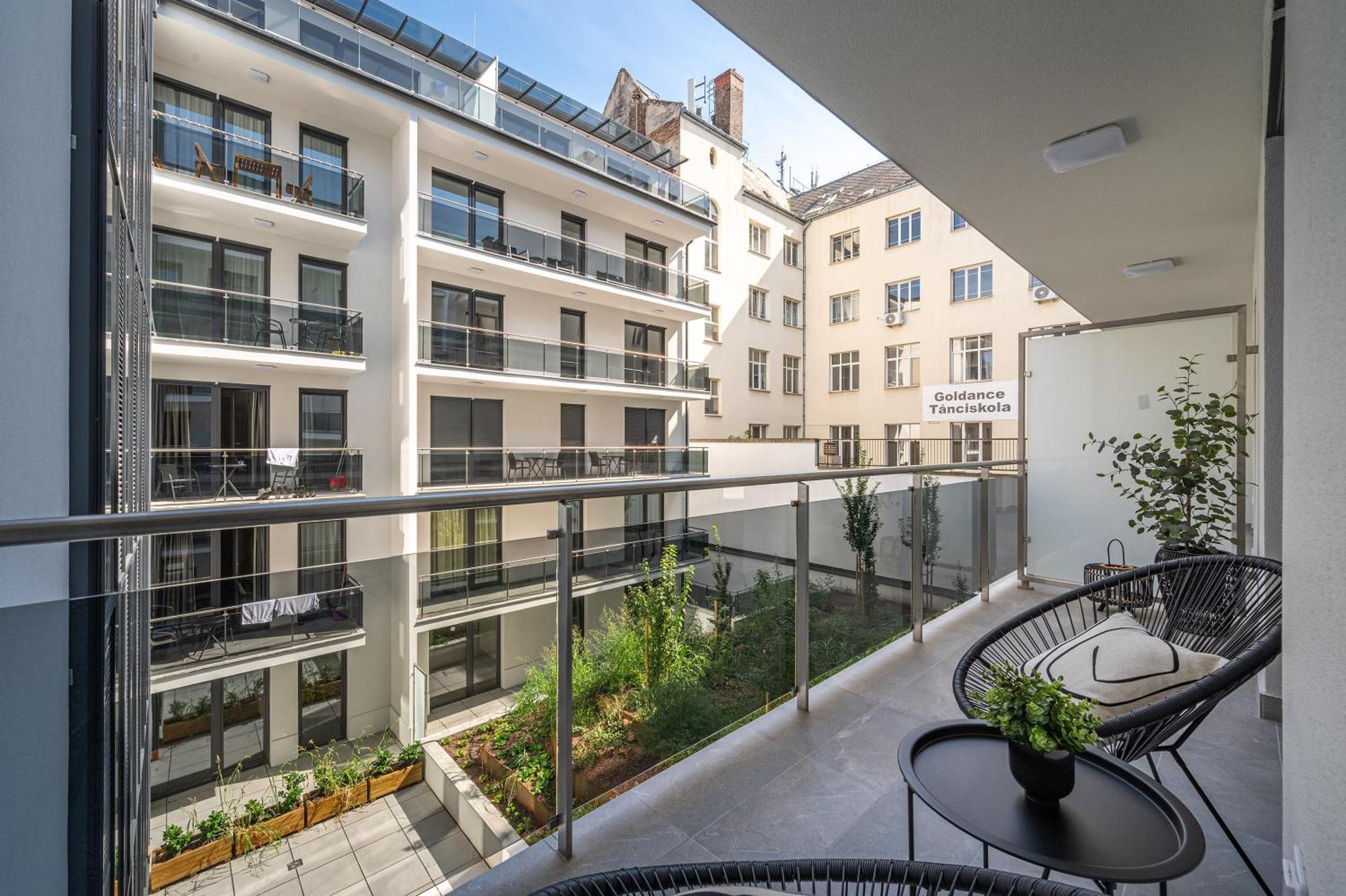 Condo With Balcony @ Downtown Budapest Luaran gambar